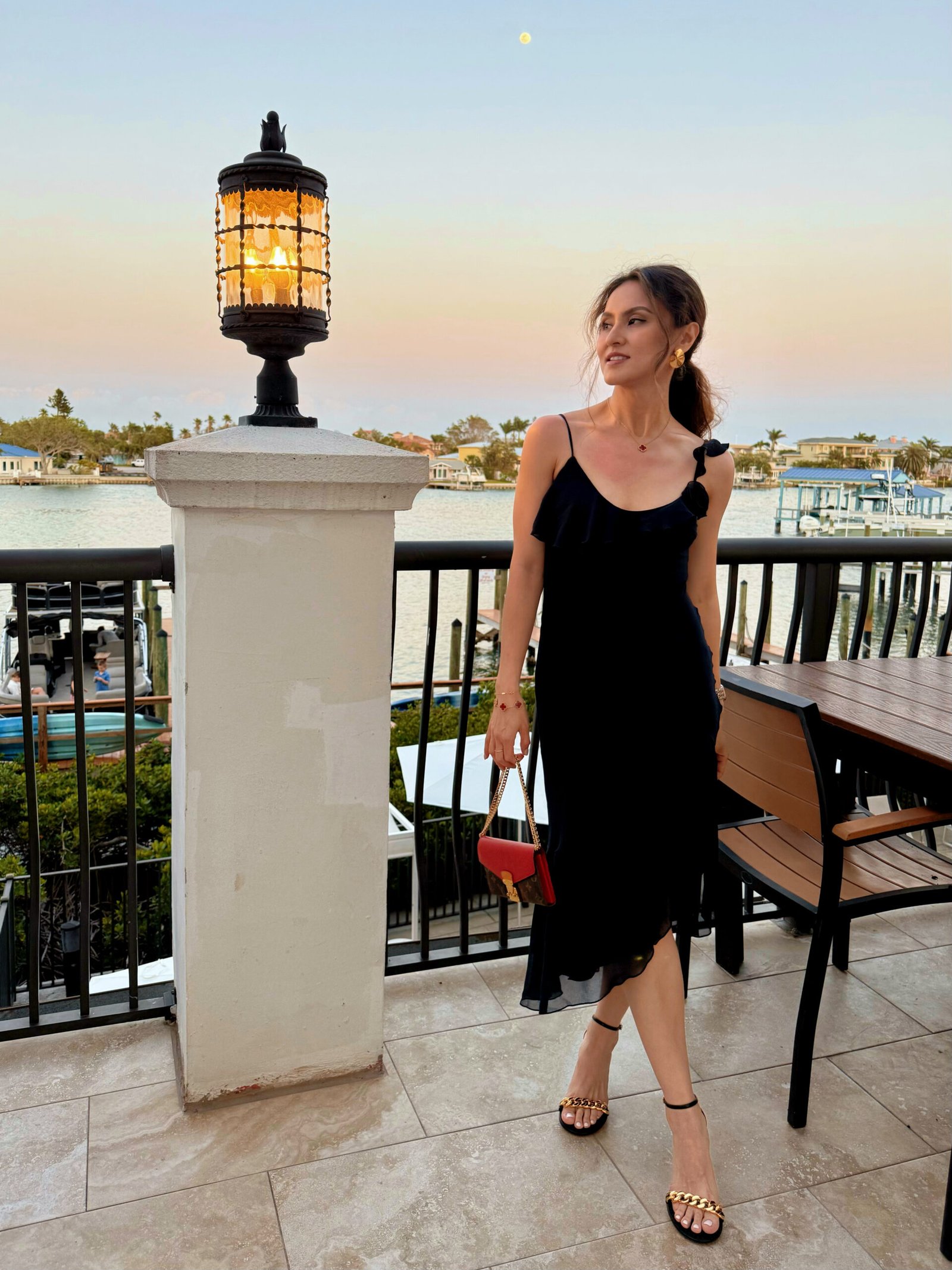 {"ARInfo":{"IsUseAR":false},"Version":"1.0.0","MakeupInfo":{"IsUseMakeup":false},"FaceliftInfo":{"IsChangeEyeLift":false,"IsChangeFacelift":false,"IsChangePostureLift":false,"IsChangeNose":false,"IsChangeFaceChin":false,"IsChangeMouth":false,"IsChangeThinFace":false},"BeautyInfo":{"SwitchMedicatedAcne":false,"IsAIBeauty":false,"IsBrightEyes":false,"IsSharpen":false,"IsOldBeauty":false,"IsReduceBlackEyes":false},"HandlerInfo":{"AppName":2},"FilterInfo":{"IsUseFilter":false}}